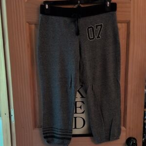 SO Women's Gray Capris with Drawstring and '07' Patch